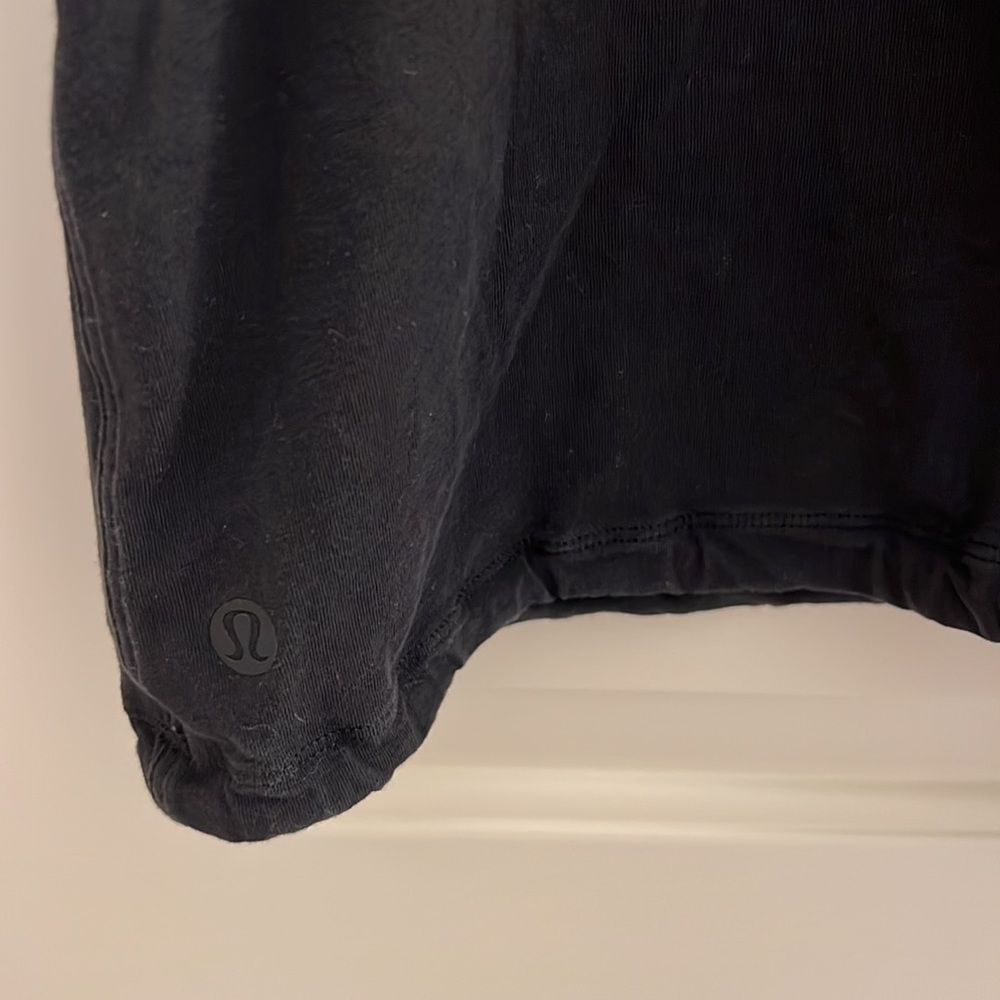 Lululemon tank - Picture 3 of 3